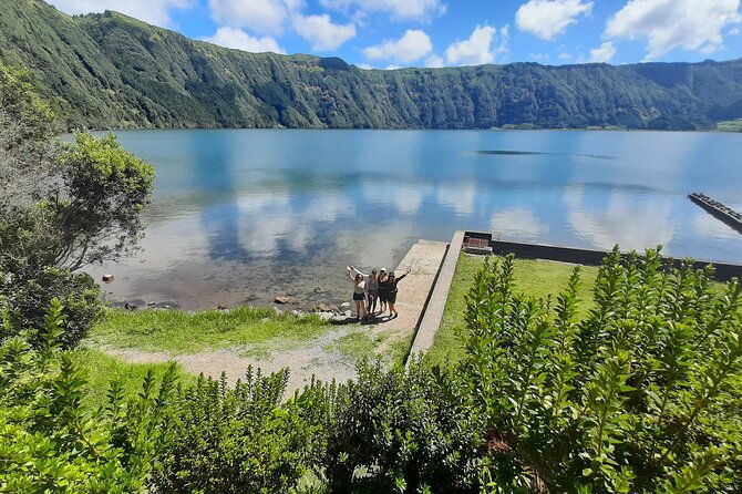 azores-explore-the-dramatic-crater-of-sete-cidades