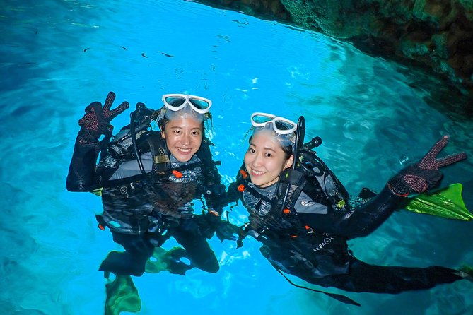 blue-cave-experience-diving-charter-system-boat-holding-i-am-very-satisfied-with-the-beautiful-facilities-of-the-shop