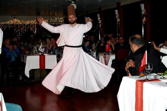 bosphorus-night-cruise-with-dinner-shows-and-party