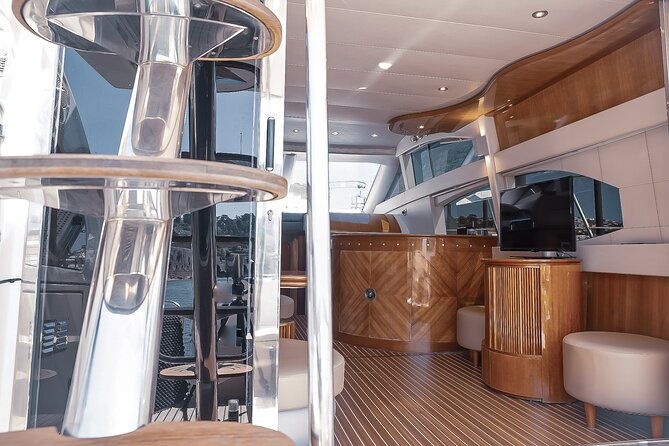 bridges-experience-2h-private-yacht-tour-in-the-city-of-porto