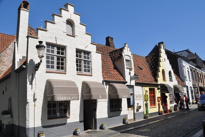 bruges-by-bike-with-friends-and-family
