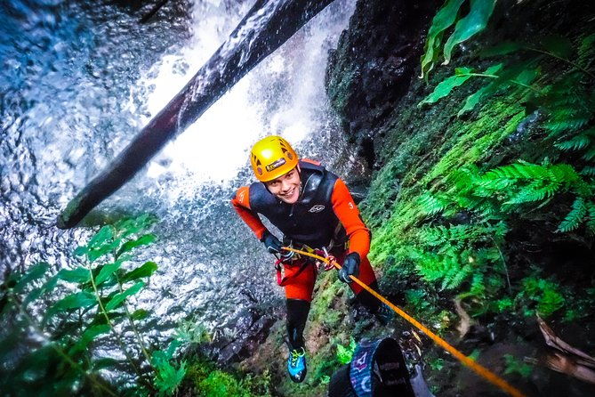 canyoning-experience-in-ribeira-dos-caldeiroes-sao-miguel-azores