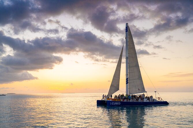 champagne-sunset-catamaran-cruise-in-key-west