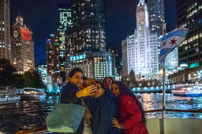chicago-river-45-minute-architecture-tour-from-magnificent-mile