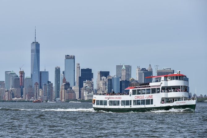 circle-line-new-york-city-landmarks-cruise