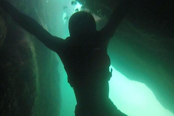 coasteering-geopark-adventure-in-torquay