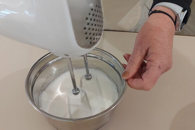 cooking-class-with-pasta-mozzarella-and-tiramisu-with-wine
