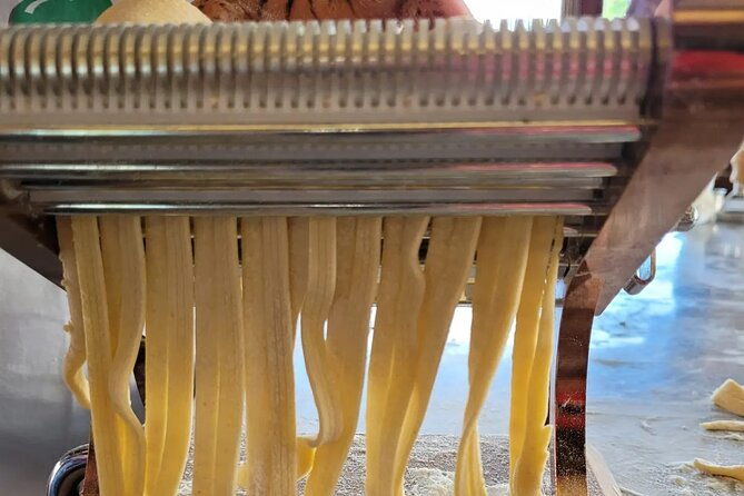 cooking-lesson-tagliatelle-mozzarella-and-tiramisu