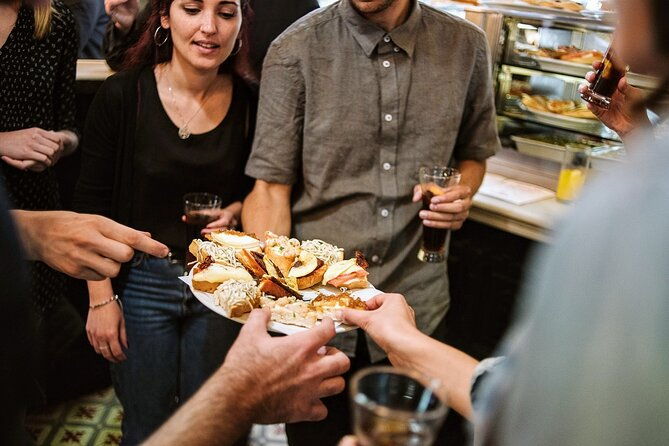 devour-madrid-small-group-evening-tapas-wine-tour