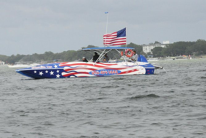 dolphin-watching-speedboat-cruise-in-destin-harbor