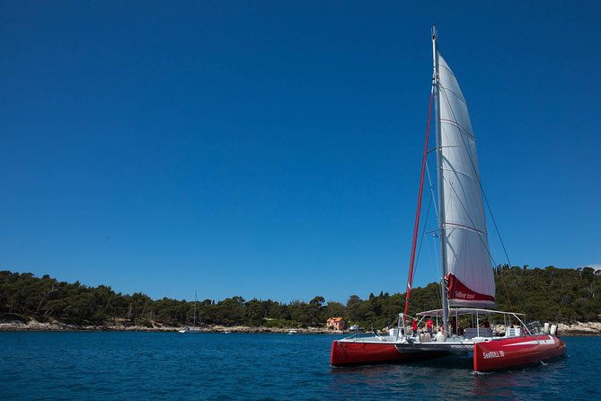 dubrovnik-sunset-catamaran-cruise-with-drinks