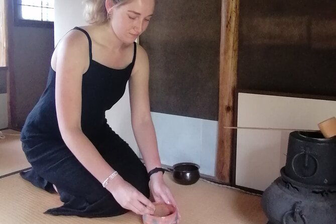 enjoy-a-tea-ceremony-in-a-beautiful-garden