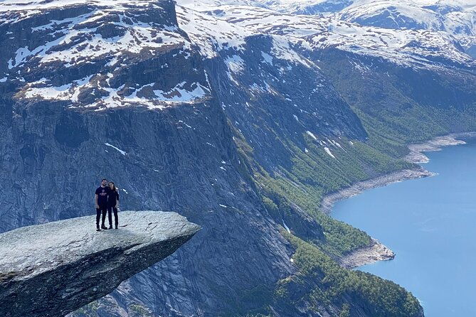 full-day-hiking-adventure-from-bergen-to-trolltunga