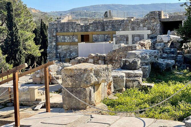 full-day-private-adventure-knossos-zeus-territory-old-villages