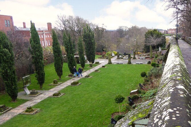 fun-flexible-treasure-hunt-around-chester-with-cryptic-clues-hidden-gems