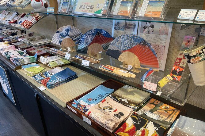 gourmet-food-and-temple-visit-tour-in-enoshima