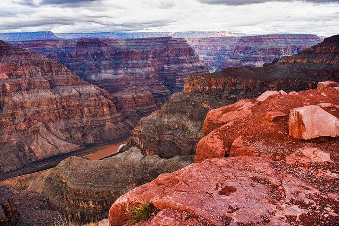 grand-canyon-west-with-hoover-dam-stop-and-optional-skywalk