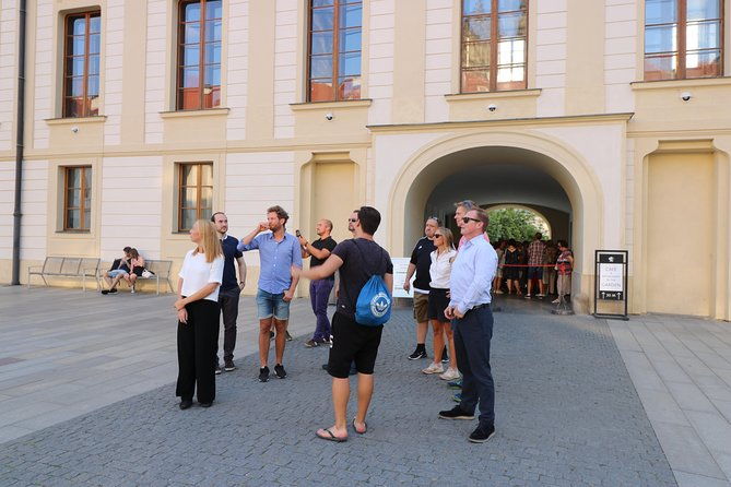 grand-city-tour-of-prague-on-cruiser-e-bikes-or-e-scooters