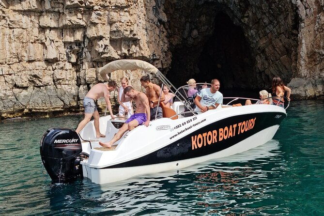 group-perast-lady-of-the-rock-tour-1h30min-duration