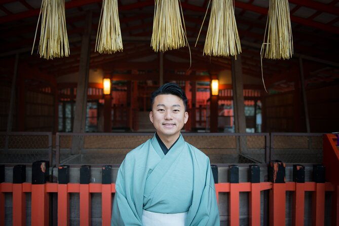 guided-photoshoot-of-fushimi-inari-shrine-and-secret-bamboo-grove