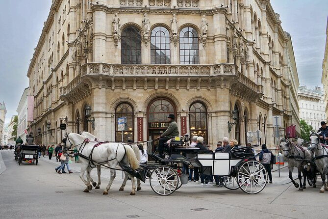 guided-walking-tour-of-vienna-city-center-highlights