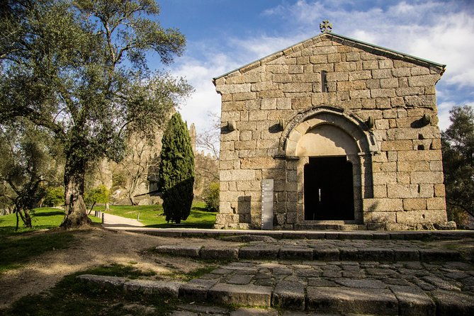 guimaraes-braga-small-group-tour-lunch-all-tickets-included