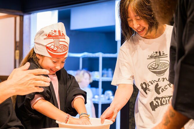 gyoza-cooking-class-in-kyoto-traditional-japanese-dumplings-2