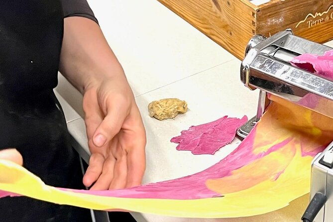 hands-on-cooking-class-with-the-somelier-in-venice