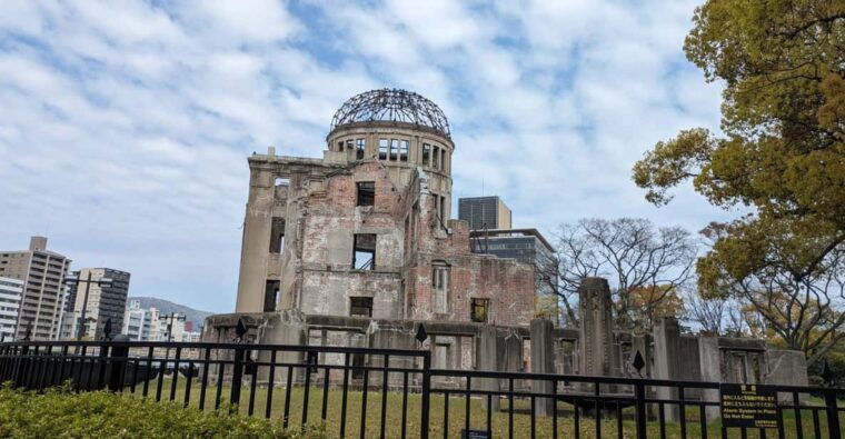 hiroshima-peace-memorial-and-atomic-bomb-dome-private-tour