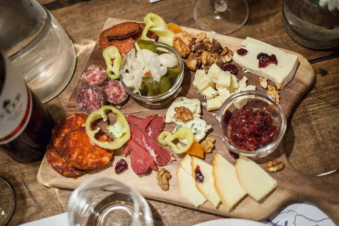 hungarian-wine-tasting-with-cheese-and-charcuterie-in-budapest