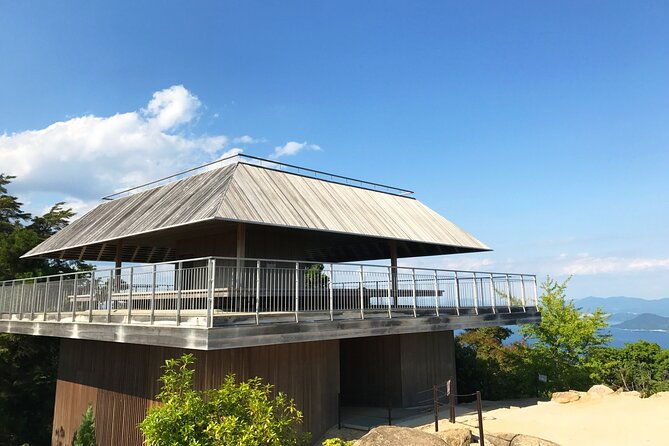 itsukushima-shrine-and-miyajima-summit-5hour-tour-in-miyajima