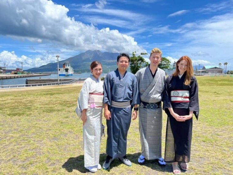 kagoshima-oshima-tsumugi-kimono-rental-with-dressing
