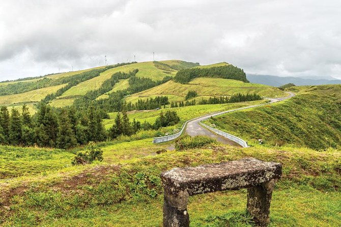 kayaking-and-mountain-biking-in-furnas