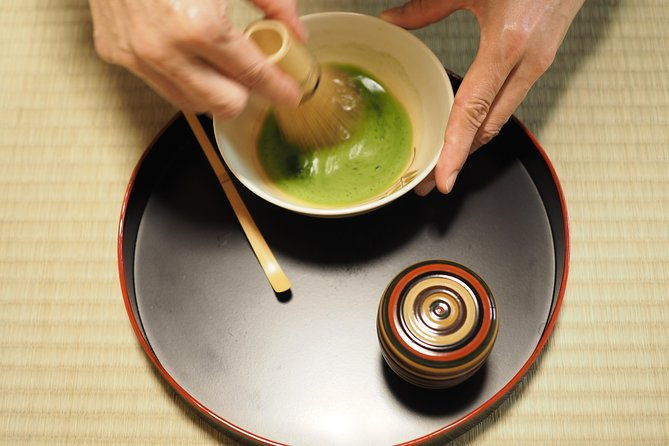 kimono-and-tea-ceremony-in-miyajima