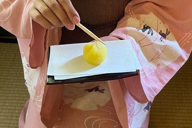 kimono-tea-ceremony-experience-in-kamakura