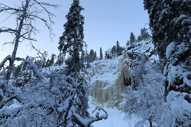 korouoma-national-park-and-frozen-waterfalls-hiking-tour