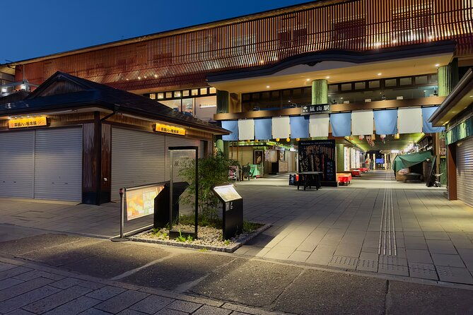kyoto-ghost-tour-dark-tales-urban-legends-bamboo-forest-night