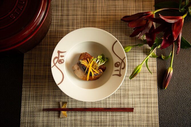kyoto-nishiki-market-tour-and-dinner-with-an-expert-japanese-chef