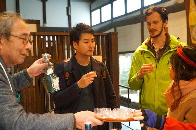 kyoto-sake-brewery-tasting-walking-tour