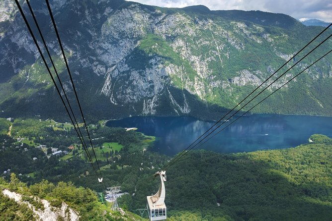 lake-bled-and-bohinj-with-vintgar-gorge-included