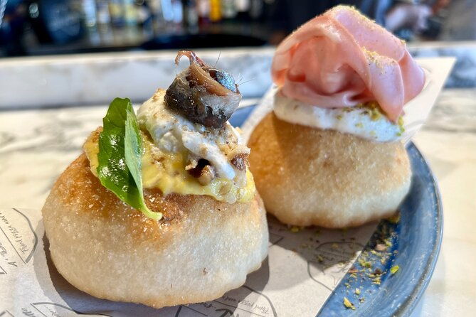 london-camden-market-walking-food-tour-with-secret-food-tours