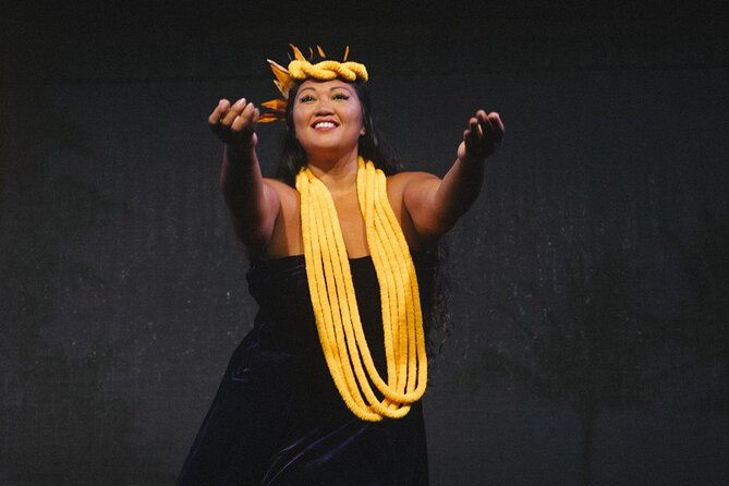 luau-ka-hikina-admission-ticket-with-dinner-and-lei-greeting