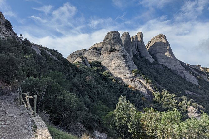 montserrat-monastery-small-group-tour-scenic-easy-hiking