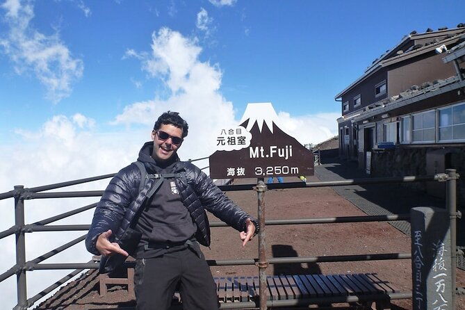 mt-fuji-private-sightseeing-day-trip-with-english-speaking-driver