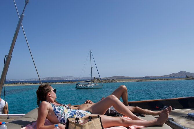 mykonos-sail-cruise-to-rhenia-guided-tour-of-delos-lunchdrinks