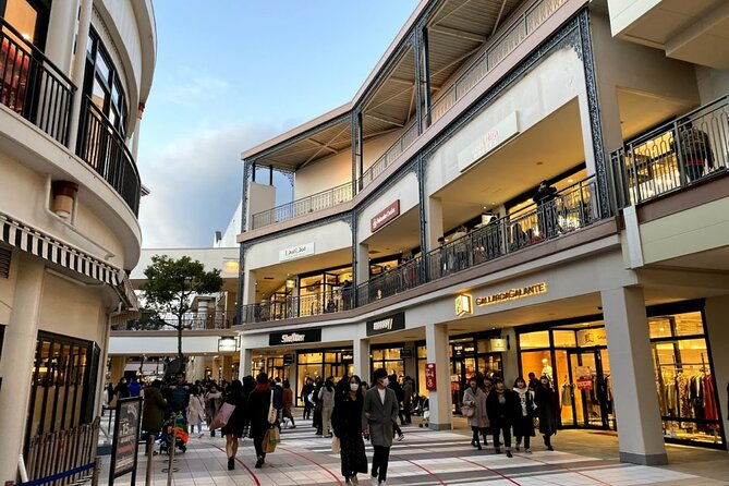 nagashima-spa-land-and-jazz-dream-outlet-tour-from-nagoya