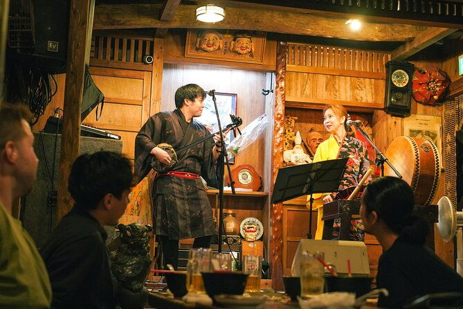 naha-bar-hopping-tour-in-okinawa