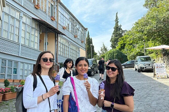 old-town-tbilisi-walking-tour-wine-tasting-with-a-local-guide
