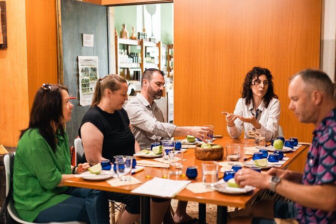 organic-olive-grove-tour-olive-oil-tasting-lunch-in-kalamata