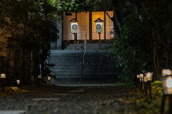 osaka-aroma-massage-head-spa-facial-at-the-temple
